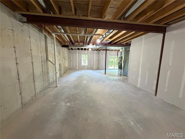 302 Anthony Circle, Byrnes Mill, MO 63051