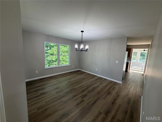 302 Anthony Circle, Byrnes Mill, MO 63051