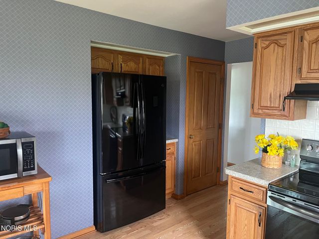 5930 Washburn Road, Berkey, OH 43504