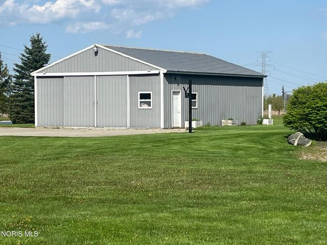 5930 Washburn Road, Berkey, OH 43504