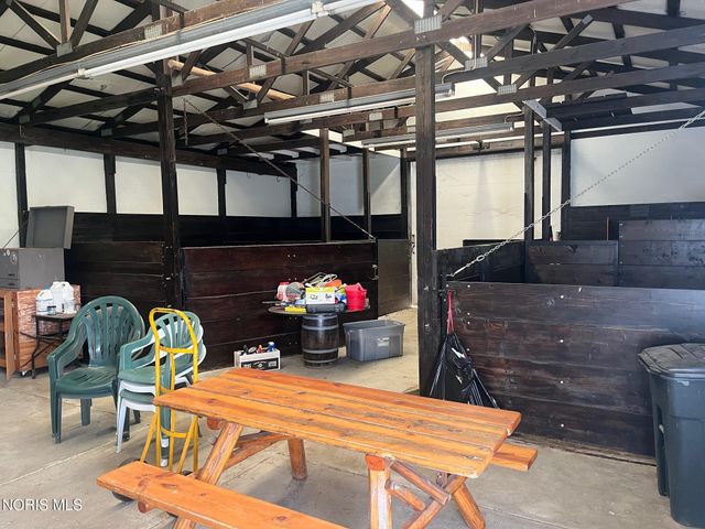 5930 Washburn Road, Berkey, OH 43504