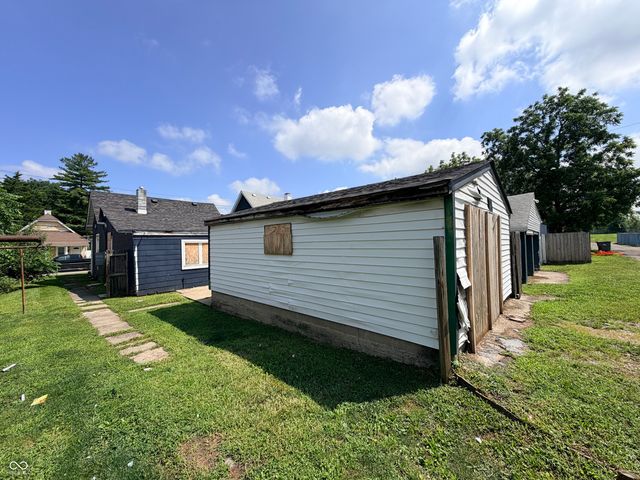 2339 Hoyt Avenue, Indianapolis, IN 46203