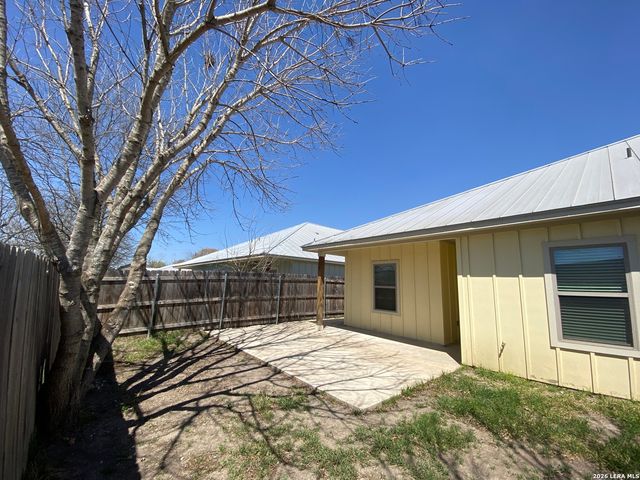 1020 Mellow Breeze, New Braunfels, TX 78130