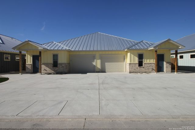 1020 Mellow Breeze, New Braunfels, TX 78130