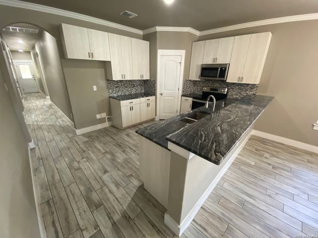 1020 Mellow Breeze, New Braunfels, TX 78130