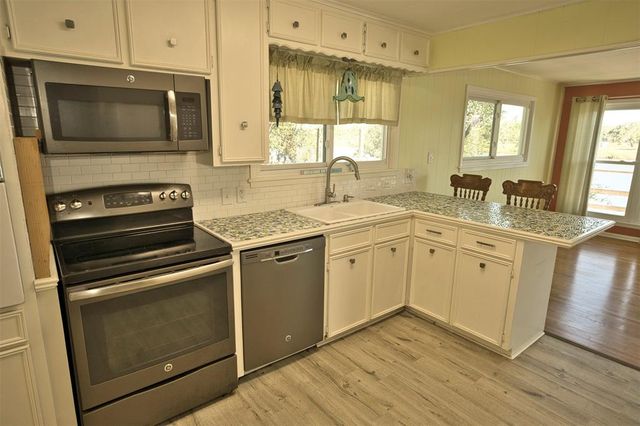 6462 County Road 659, Brazoria, TX 77422