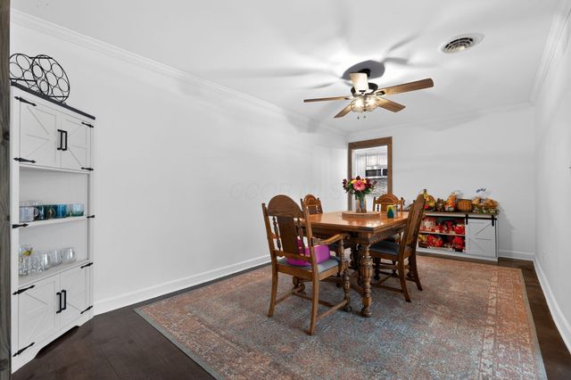 10618 Riverside Drive, Powell, OH 43065