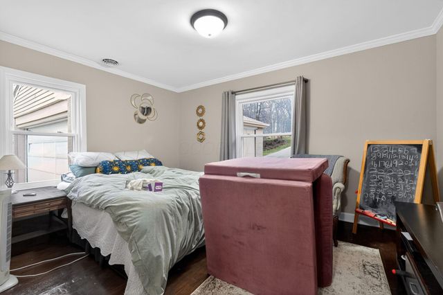 10618 Riverside Drive, Powell, OH 43065