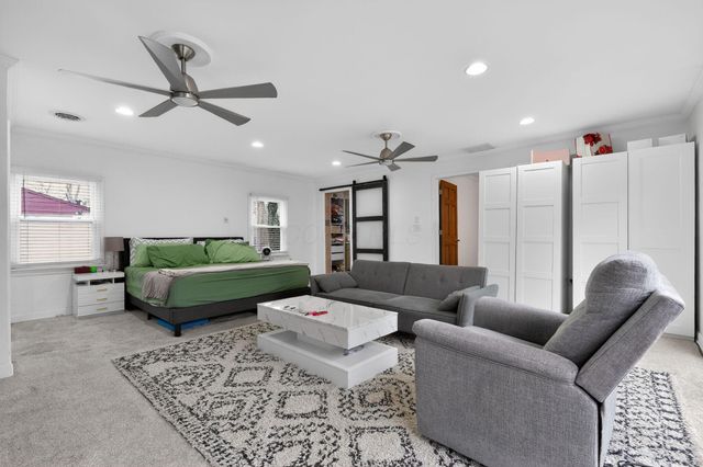 10618 Riverside Drive, Powell, OH 43065