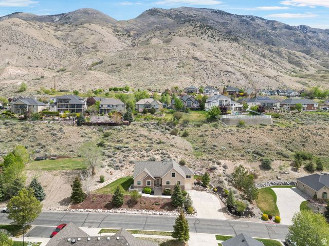 9476 N AVANYU DR, Cedar Hills, UT 84062