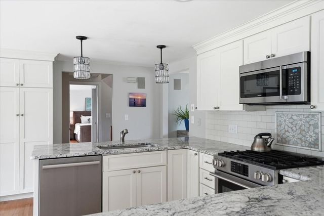 19 Lincoln Ave, Scituate, MA 02066