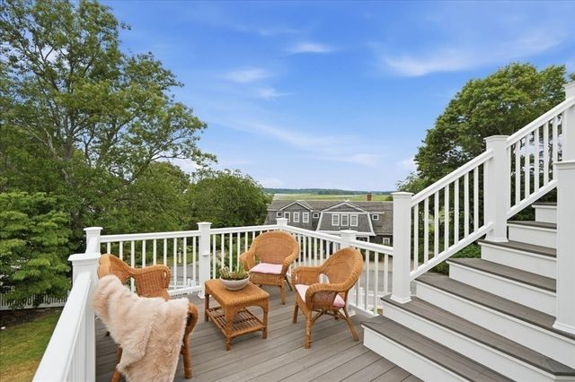 19 Lincoln Ave, Scituate, MA 02066