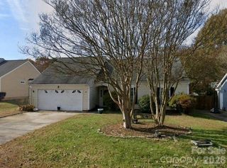 7305 Ginger Spice Lane, Charlotte, NC 28227