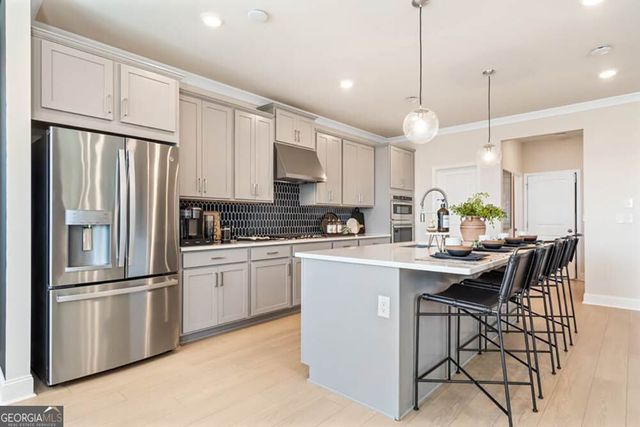 455 Kennington Walk, Loganville, GA 30052