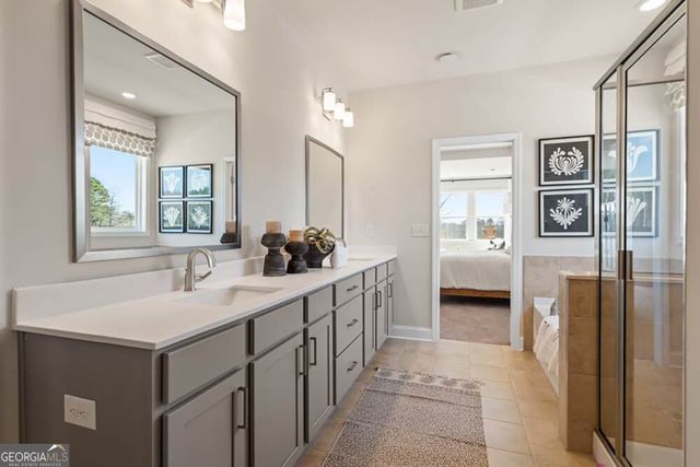 455 Kennington Walk, Loganville, GA 30052