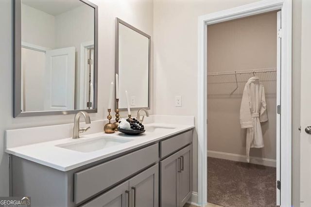 455 Kennington Walk, Loganville, GA 30052