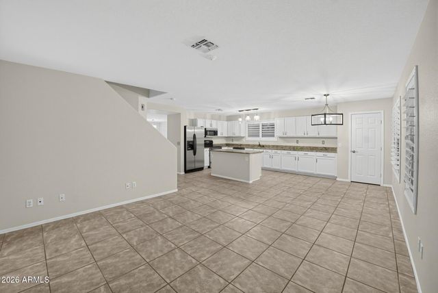 1704 W WILDWOOD Drive, Phoenix, AZ 85045