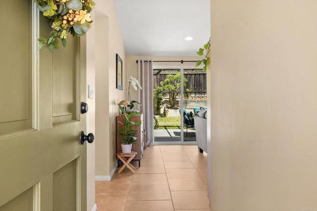 9466 Larrabee Avenue, San Diego, CA 92123