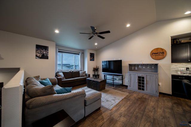 5334 HOMESTEAD ST, Rapid City, SD 57703