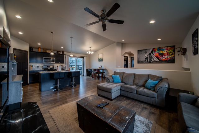 5334 HOMESTEAD ST, Rapid City, SD 57703