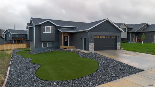 5334 HOMESTEAD ST, Rapid City, SD 57703