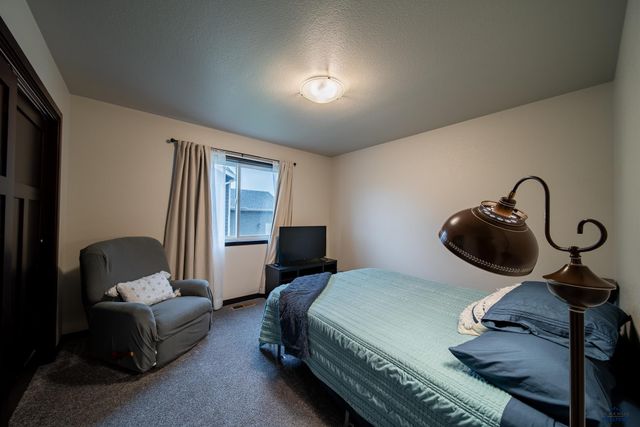 5334 HOMESTEAD ST, Rapid City, SD 57703