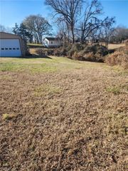 4522 Allen Street, Oakwood, GA 30566