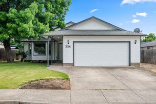 356 Candis Drive, Eagle Point, OR 97524