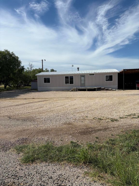 Image 1 of property listing at 1294 W Moss Street, Paint Rock, TX 76866