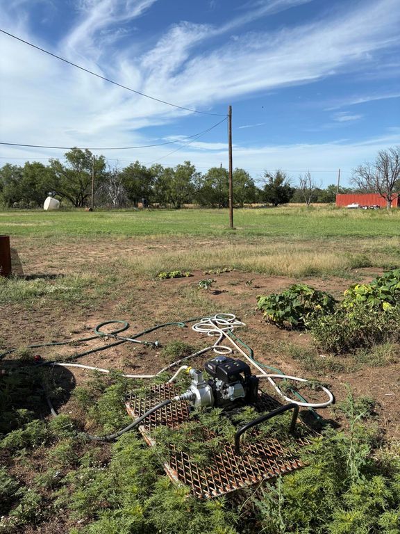 Image 26 of property listing at 1294 W Moss Street, Paint Rock, TX 76866
