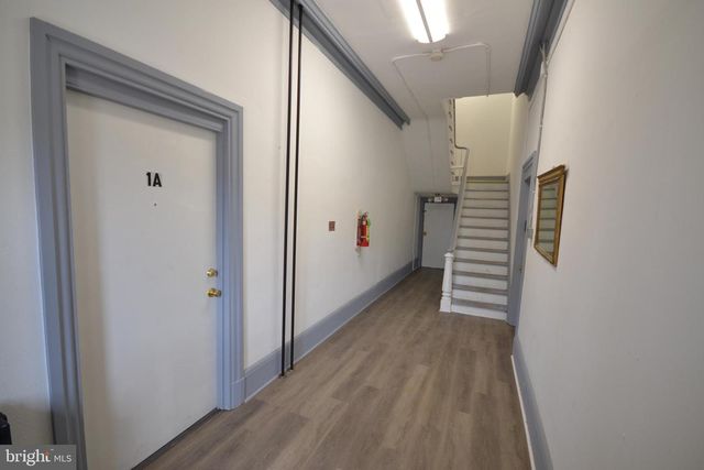 82 W BROADWAY, Salem, NJ 08079