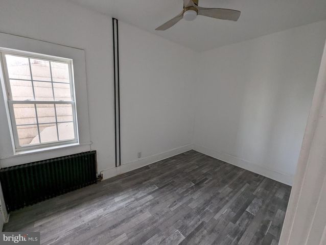 82 W BROADWAY, Salem, NJ 08079