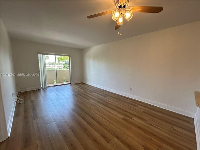 7505 SW 82nd St 320, Miami, FL 33143