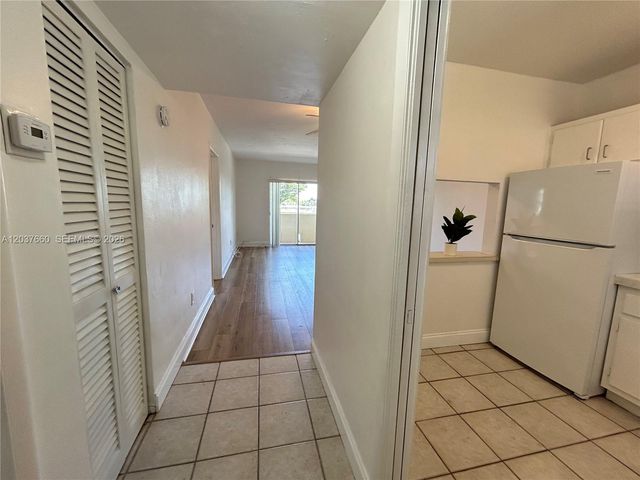 7505 SW 82nd St 320, Miami, FL 33143