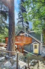 605 Pyramid Drive, Crestline, CA 92325