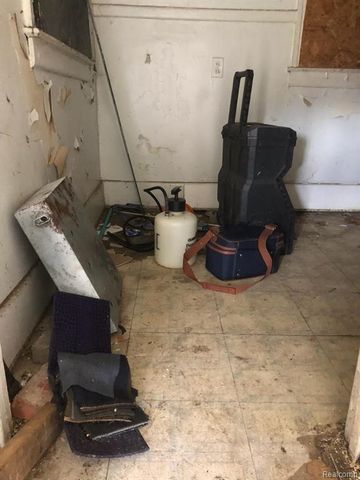 13982 Kentucky Street, Detroit, MI 48238