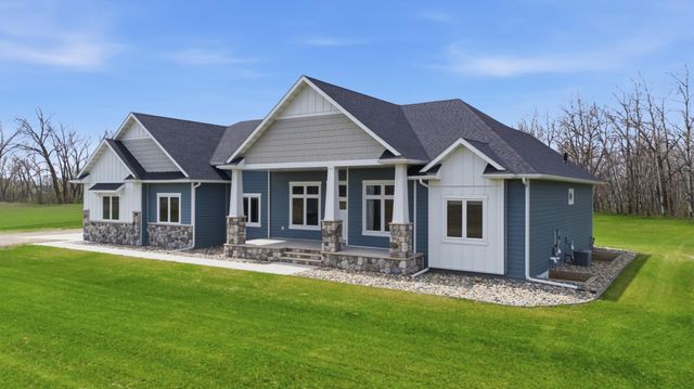 19561 11th Avenue S, Hawley, MN 56549