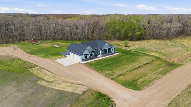 19561 11th Avenue S, Hawley, MN 56549