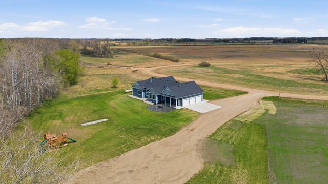 19561 11th Avenue S, Hawley, MN 56549