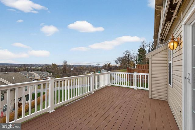 307 STONERIDGE CT, New Cumberland, PA 17070