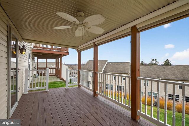 307 STONERIDGE CT, New Cumberland, PA 17070