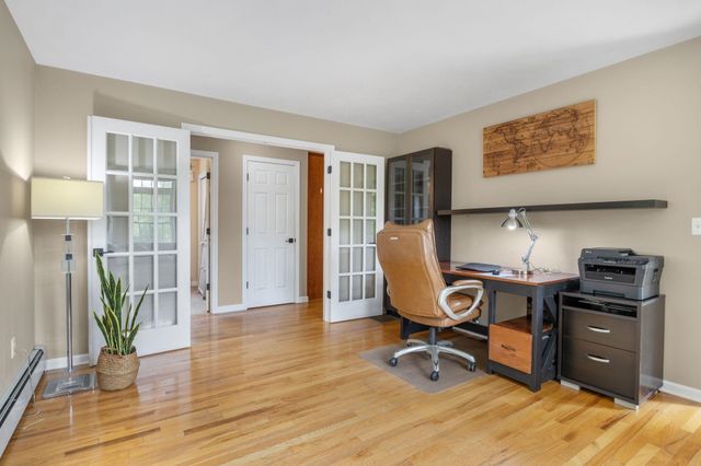 212 Oak Hill Road, Barrington, NH 03825