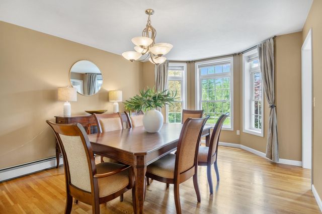 212 Oak Hill Road, Barrington, NH 03825