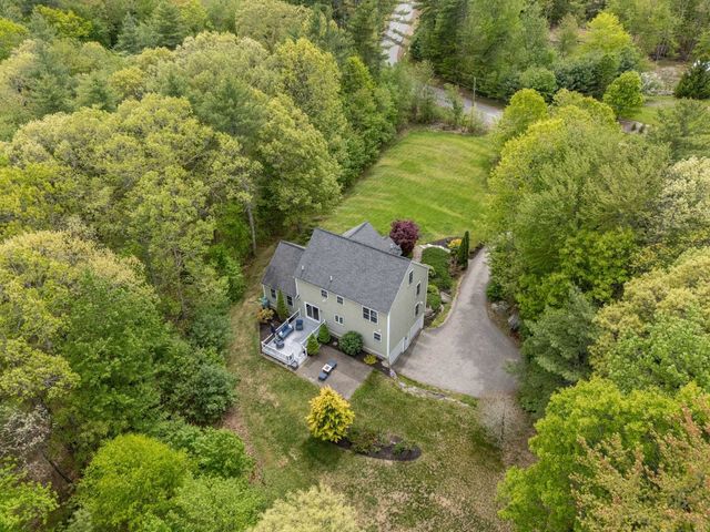 212 Oak Hill Road, Barrington, NH 03825