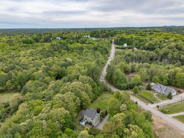 212 Oak Hill Road, Barrington, NH 03825