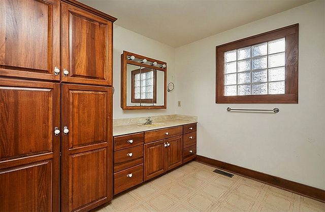 620 Locust Street, Waukee, IA 50263