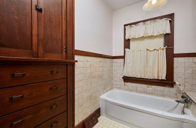 620 Locust Street, Waukee, IA 50263