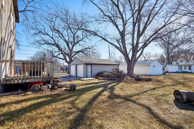 620 Locust Street, Waukee, IA 50263