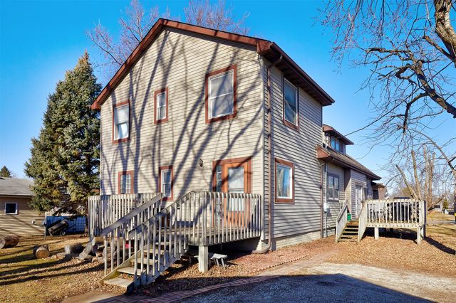 620 Locust Street, Waukee, IA 50263