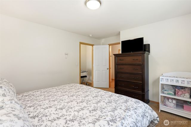 24027 SE 282nd Street, Maple Valley, WA 98038